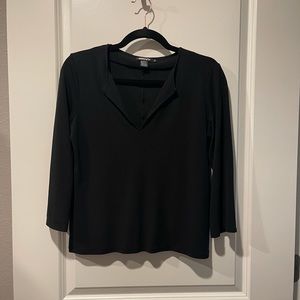 DKNY top